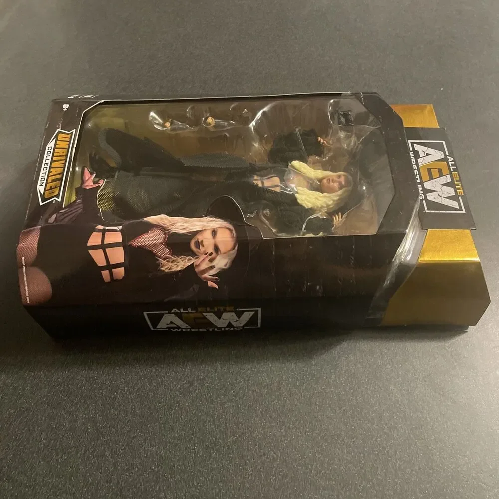 Jazwares AEW Unrivaled Collection Series 16 JULIA HART #160 Wrestling Figure NEW